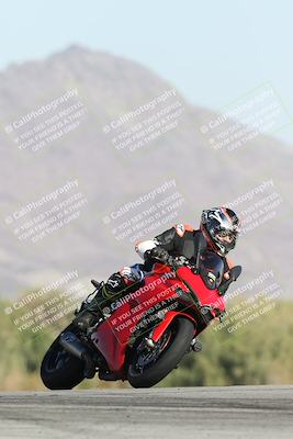 media/Dec-01-2025-Moto Forza (Mon) [[2daa91e15f]]/2-Intermediate Group/Session 2 Turn 9 Entry/